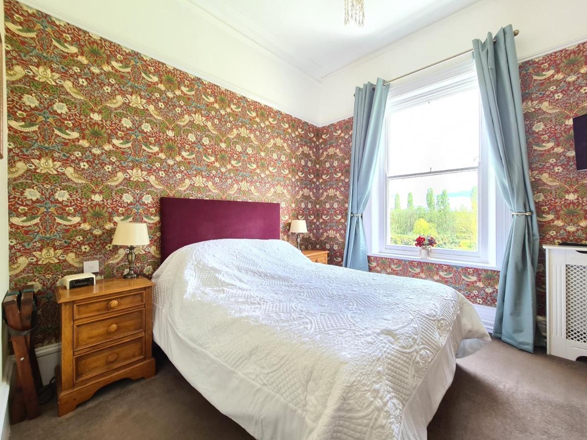 Broom Hall Country Hotel Saham Toney Экстерьер фото