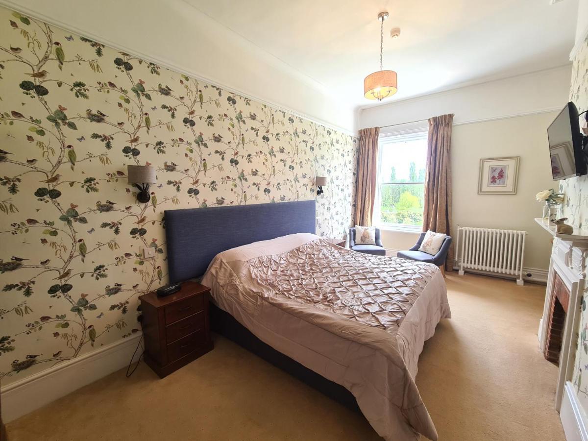 Broom Hall Country Hotel Saham Toney Экстерьер фото